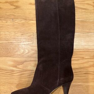 Elegant Brown Suede Knee-High Boots